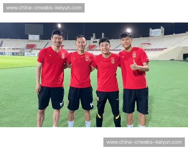 “摩纳哥前锋巴洛贡入选月度最佳候选，本赛季已攻入12球”